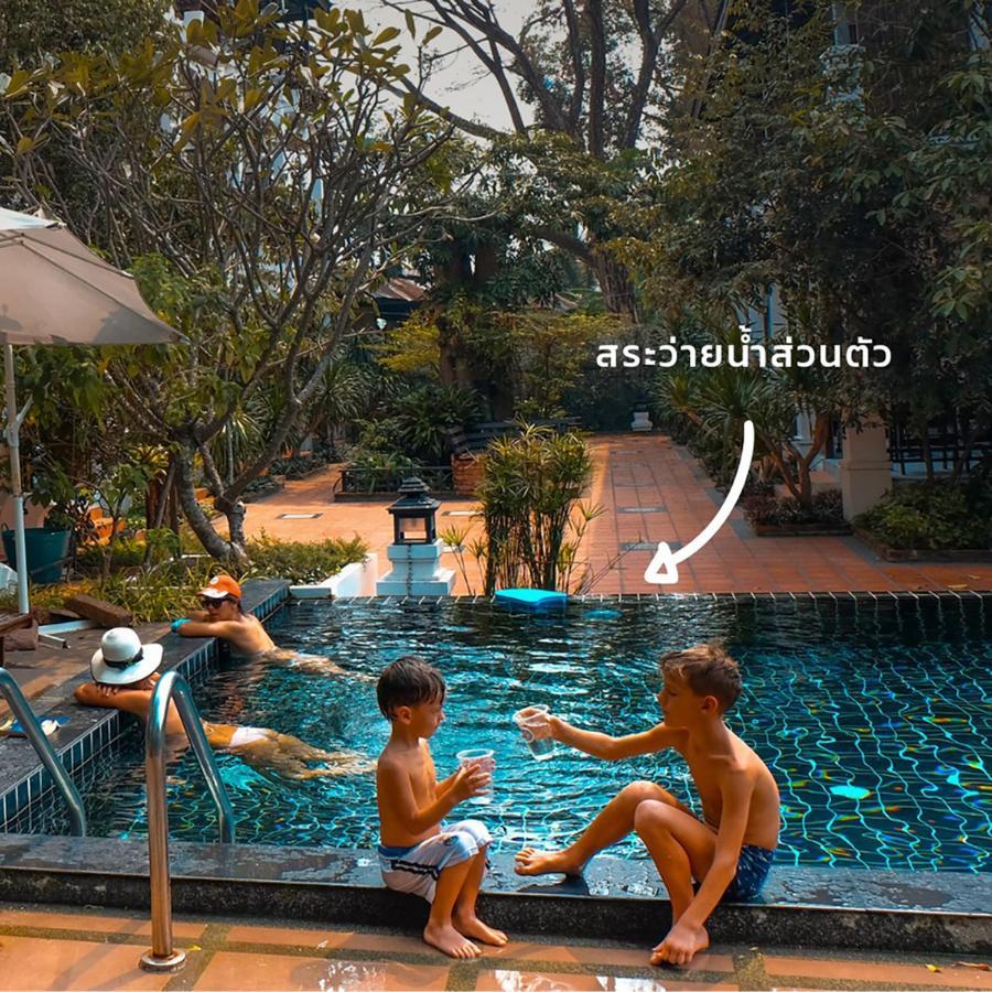Vijit Nakorn Hotel Sisaket Extérieur photo