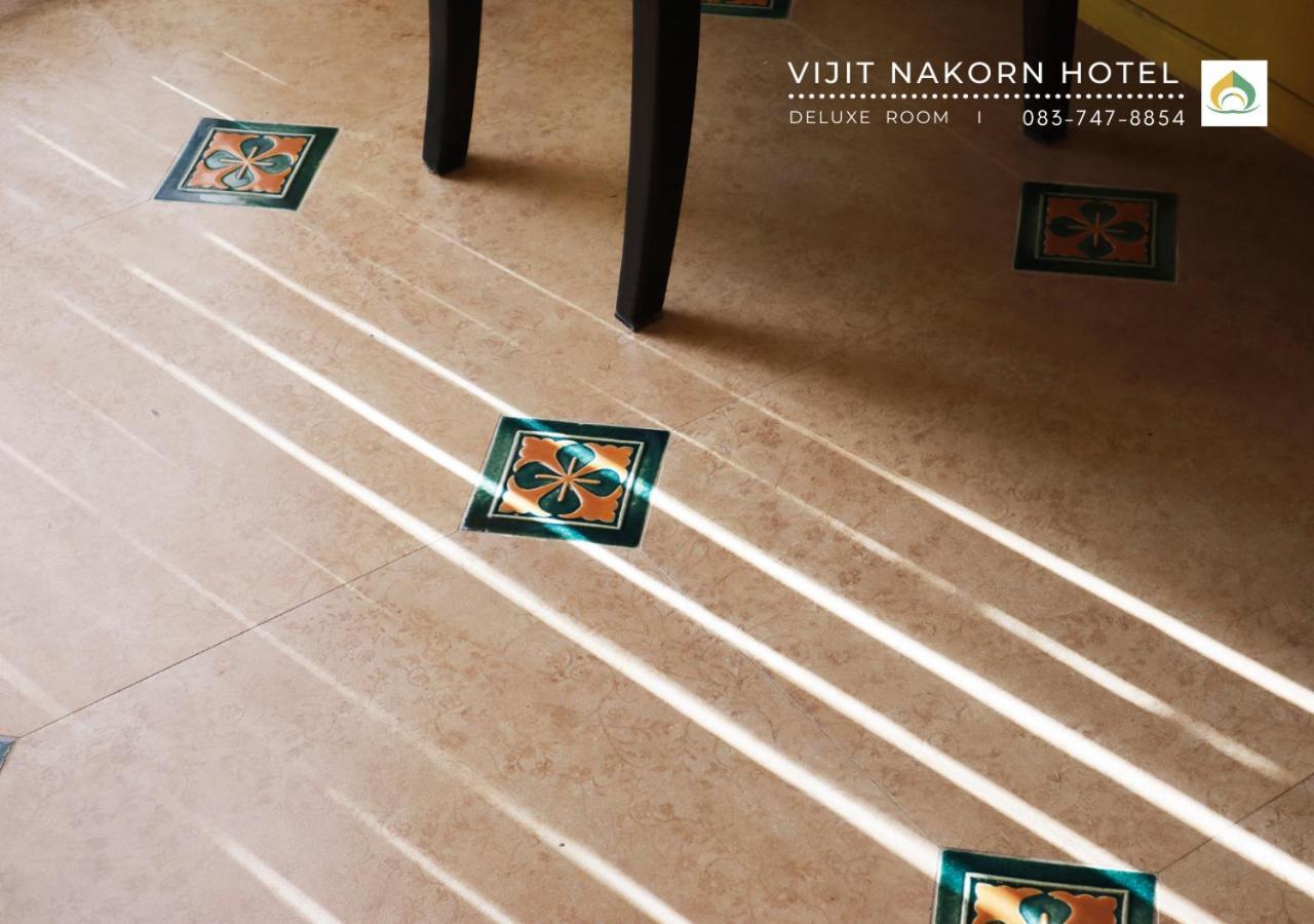 Vijit Nakorn Hotel Sisaket Chambre photo